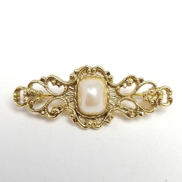 Vintage Jewelry - Vintage Gold Tone and Faux Pearl Bar Brooch, Scroll Filigree Style Lapel Pin